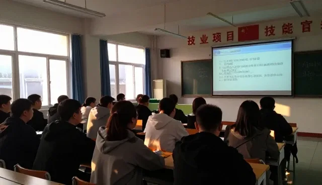 教学方法如何影响制造业技能提升效果